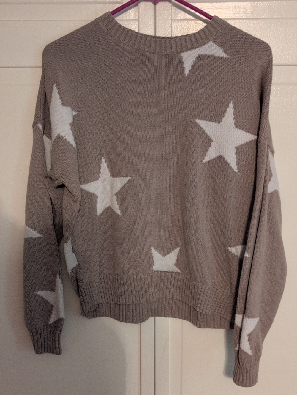 Hollister Taupe Crewneck Sweater with White Stars
